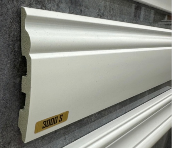 قرنیز ١٠سانت سفید لاکچری مواد سفید