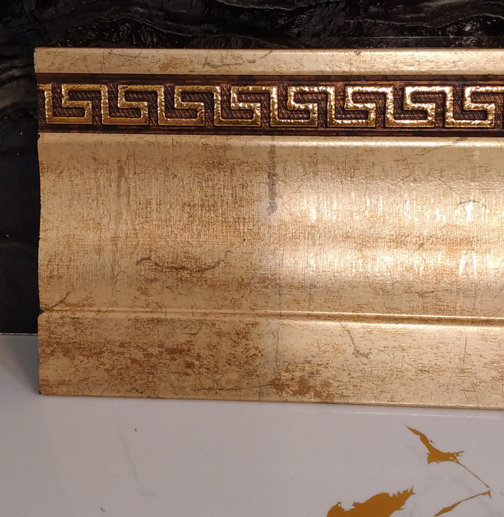 قرنیز ورساچه طلایی لوکس پی وی سی