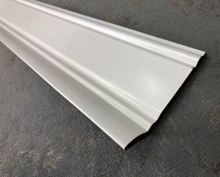 قرنیز سفید ١٠سانت مات پی وی سی
