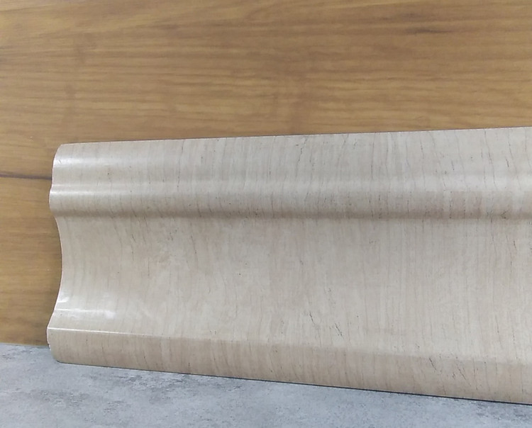 قرنیز ملچ ١٢سانت pvc