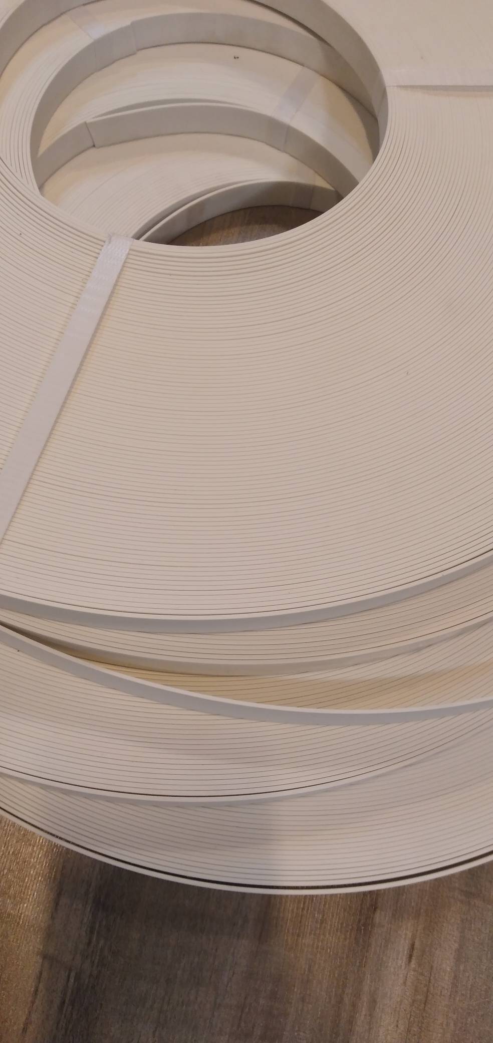 نوارلبه کابینت پی وی سی سفید